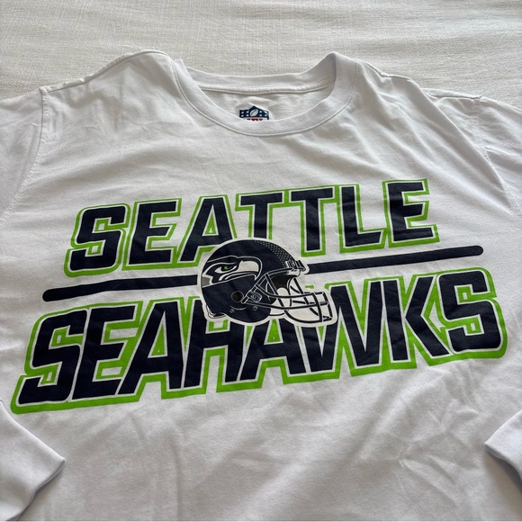 Men’s G-III Seattle Seahawks Long Sleeve Tee - Picture 2 of 9